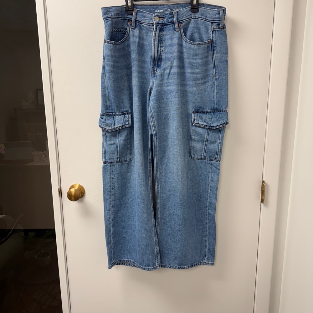 Old Navy Wide-Leg Cargo Jeans